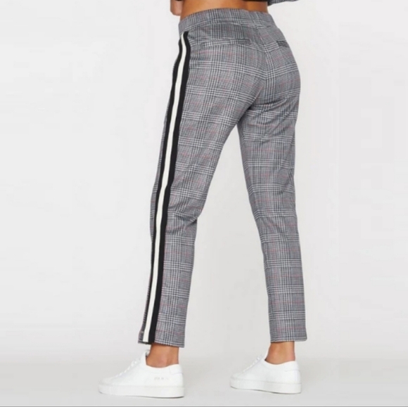 Pam & Gela Monochrome Patterned Joggers - Picture 1 of 12